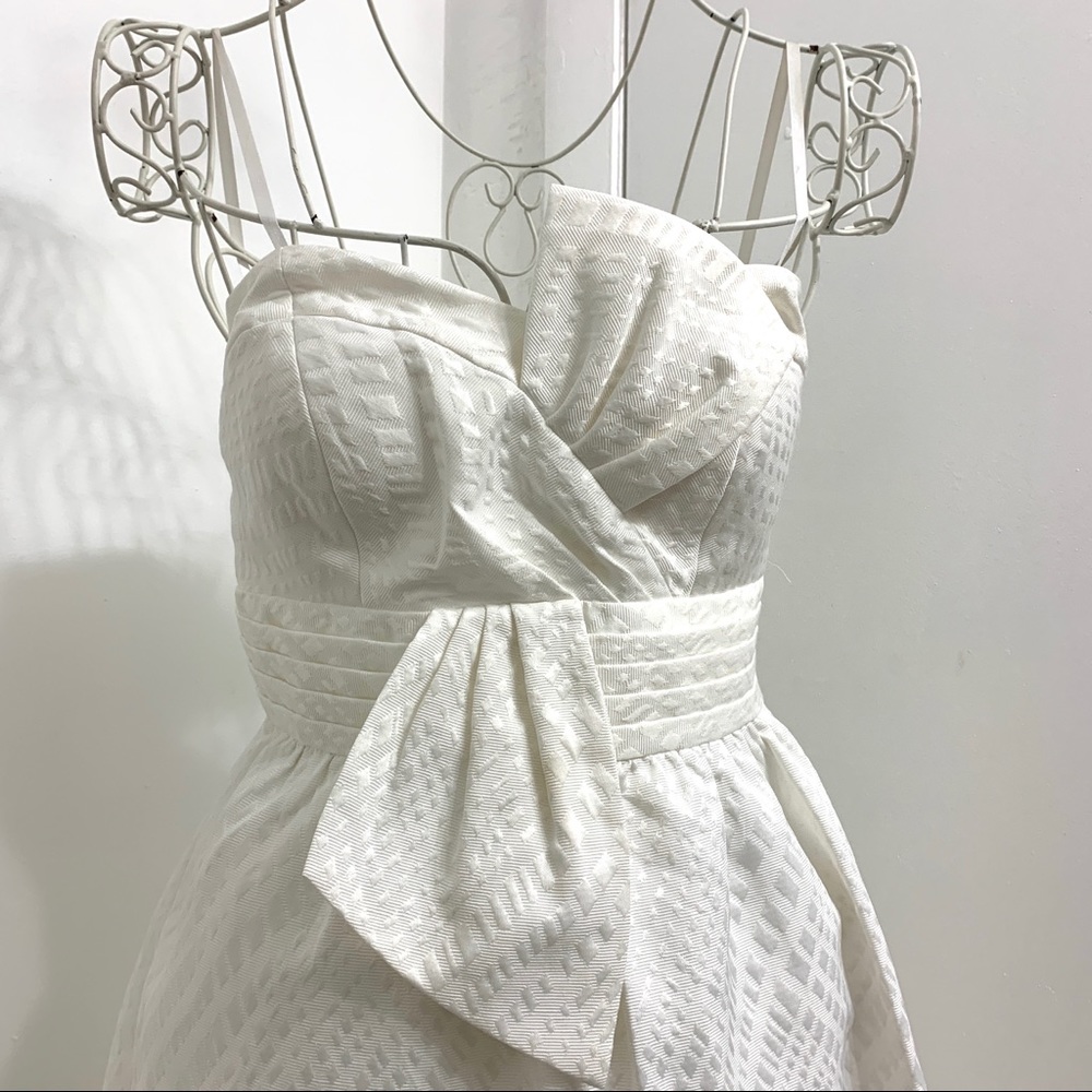 Max And Cleo White strapless Bow A line dress Sz 2 - Picture 1 of 16